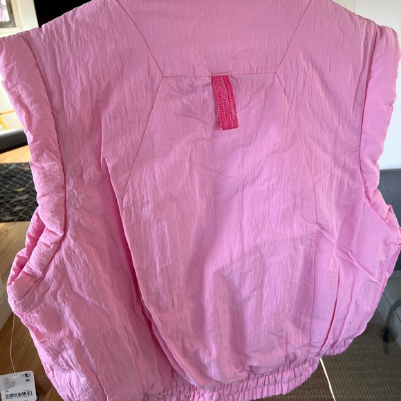 Care FP Scrunch Time Puffer Vest - size medium - new with tags. RRP $148. - Picture 3 of 10